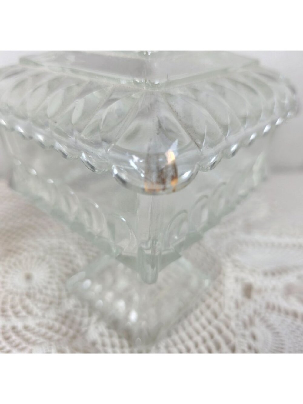 Vintage Clear Glass Pedestal Candy Dish Set of 2 Lidded Compote Pressed Glass Tr - Picture 7 of 11